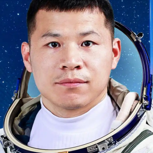神舟二十号明日发射 航天员乘组确定